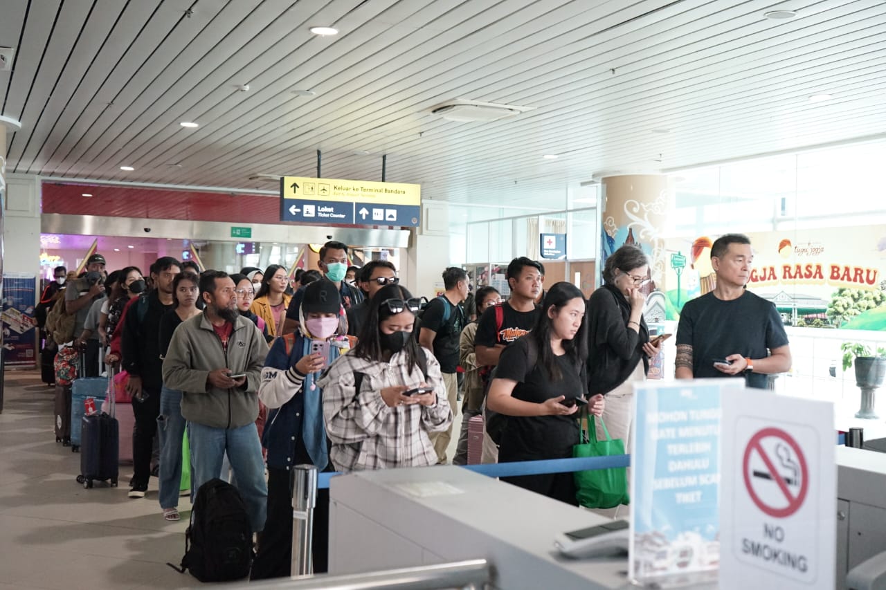 KA Bandara Yogyakarta Jaga Waktu Keberangkatan Selama Lebaran dengan Disiplin Tinggi