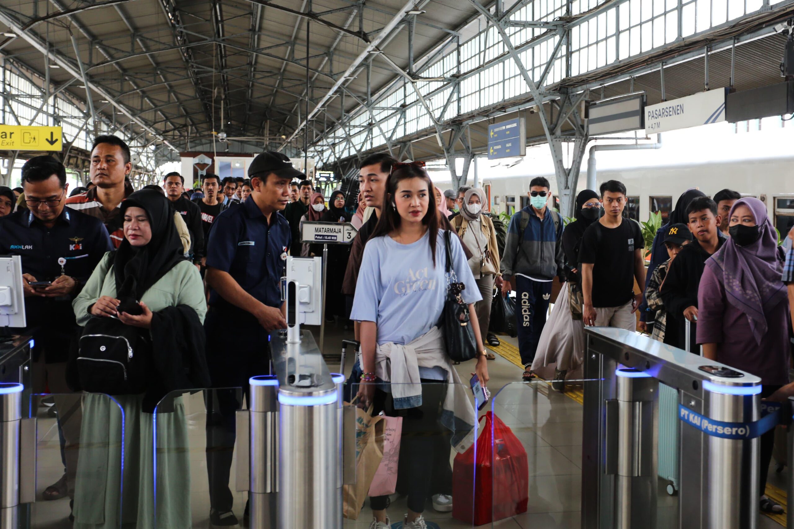 (VIDEO) Proses Boarding Tanpa Tiket Fisik, KAI Bawa Kenyamanan dan Keberlanjutan