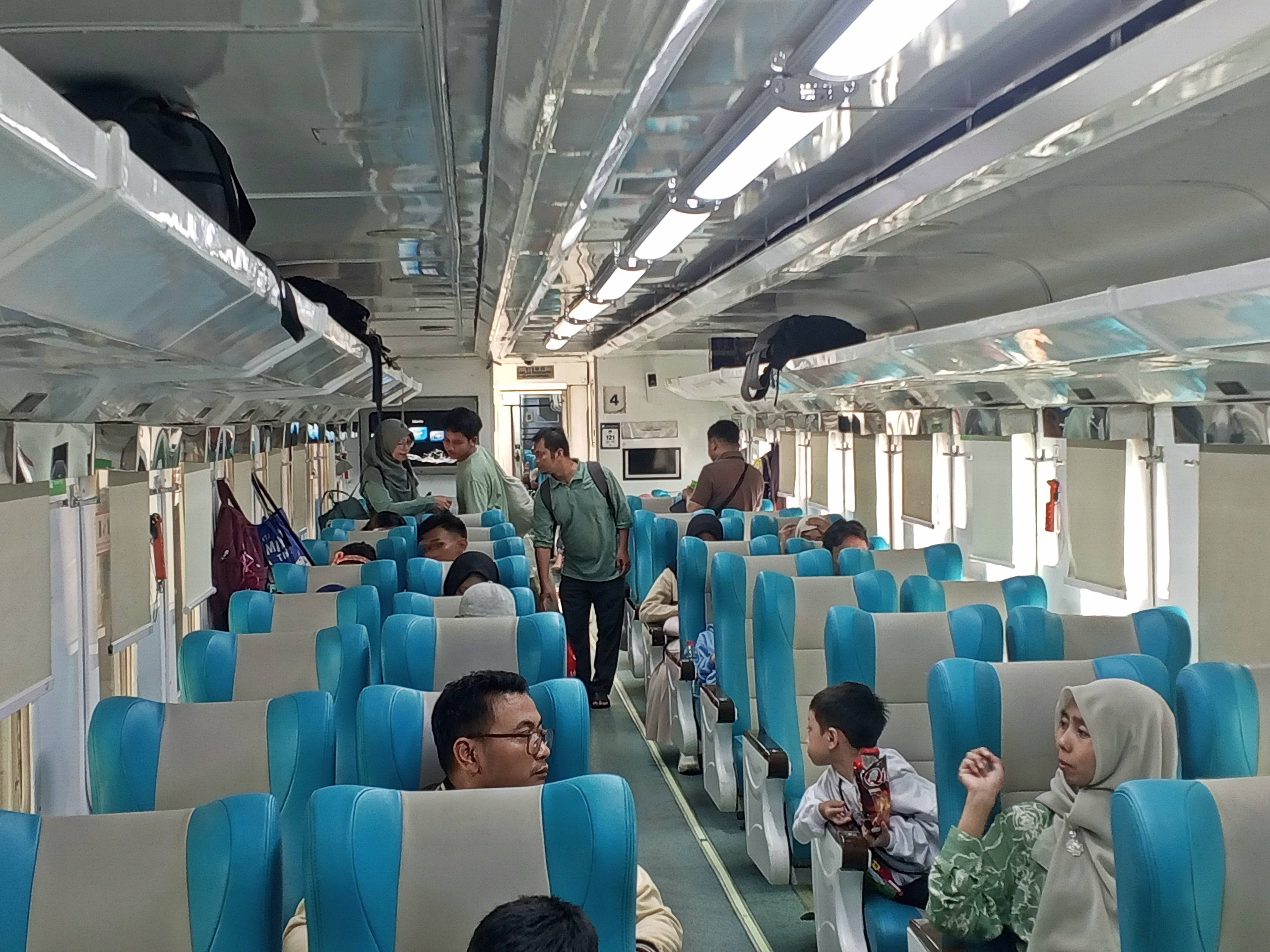 Puncak Arus Balik Kereta Api Diprediksi Besok, Tiket Terjual Hampir Empat Juta