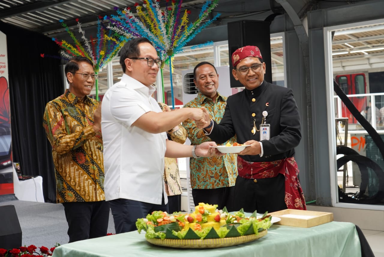 100 Tahun KAI KRL Berkelanjutan, Dari Rel Listrik Menuju Transportasi Hijau