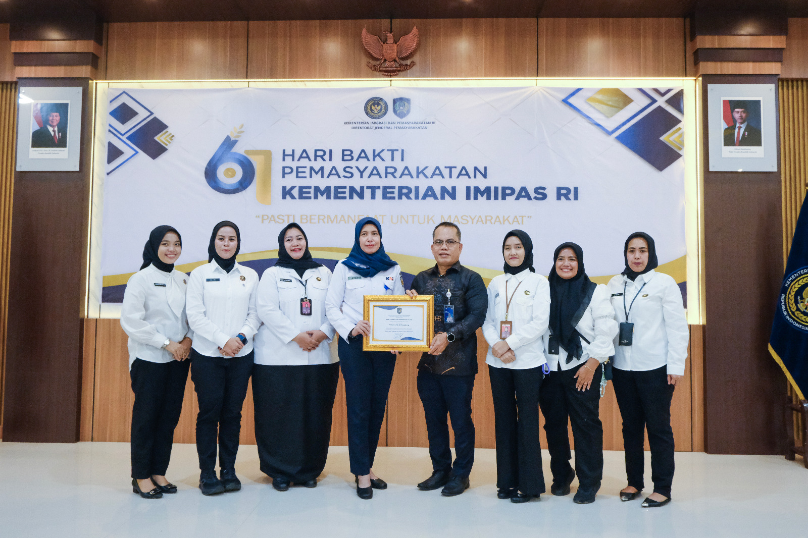 Kementerian Imigrasi dan Pemasyarakatan Anugerahi KAI Divre III Palembang sebagai Mitra Strategis