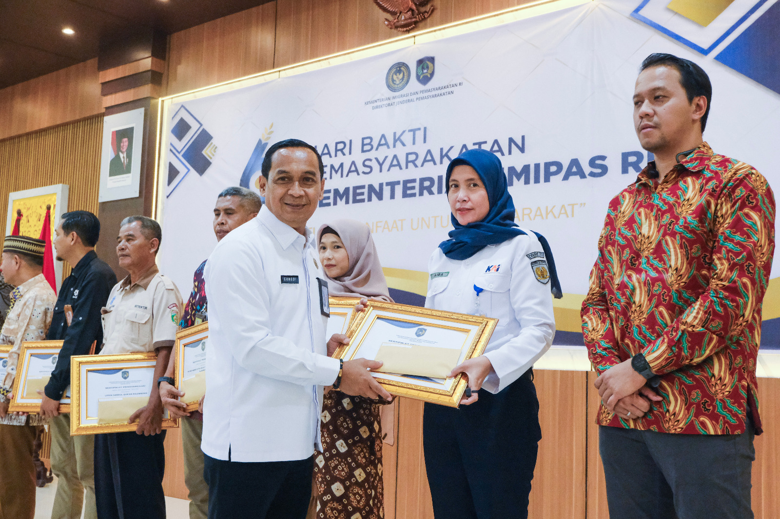 Apresiasi Tinggi, KAI Divre III Palembang Diganjar Penghargaan Mitra Bermanfaat