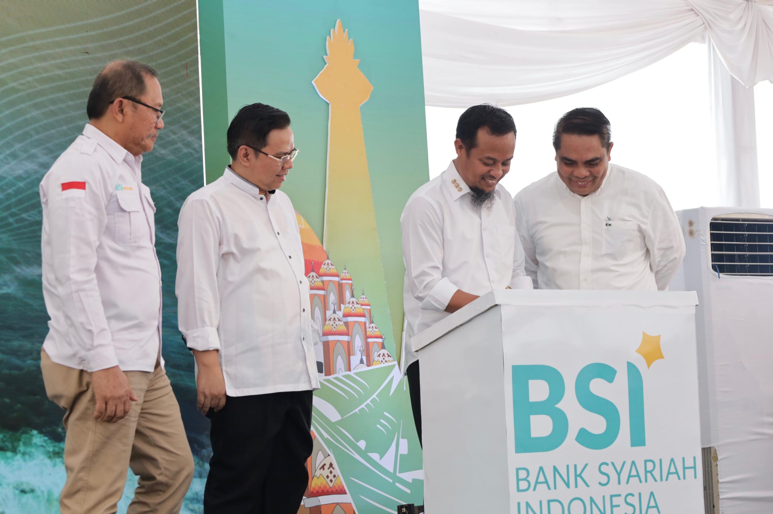 Dukung Kemandirian Ekonomi Daerah, BSI Resmikan 2 Desa Kluster Perikanan Makassar