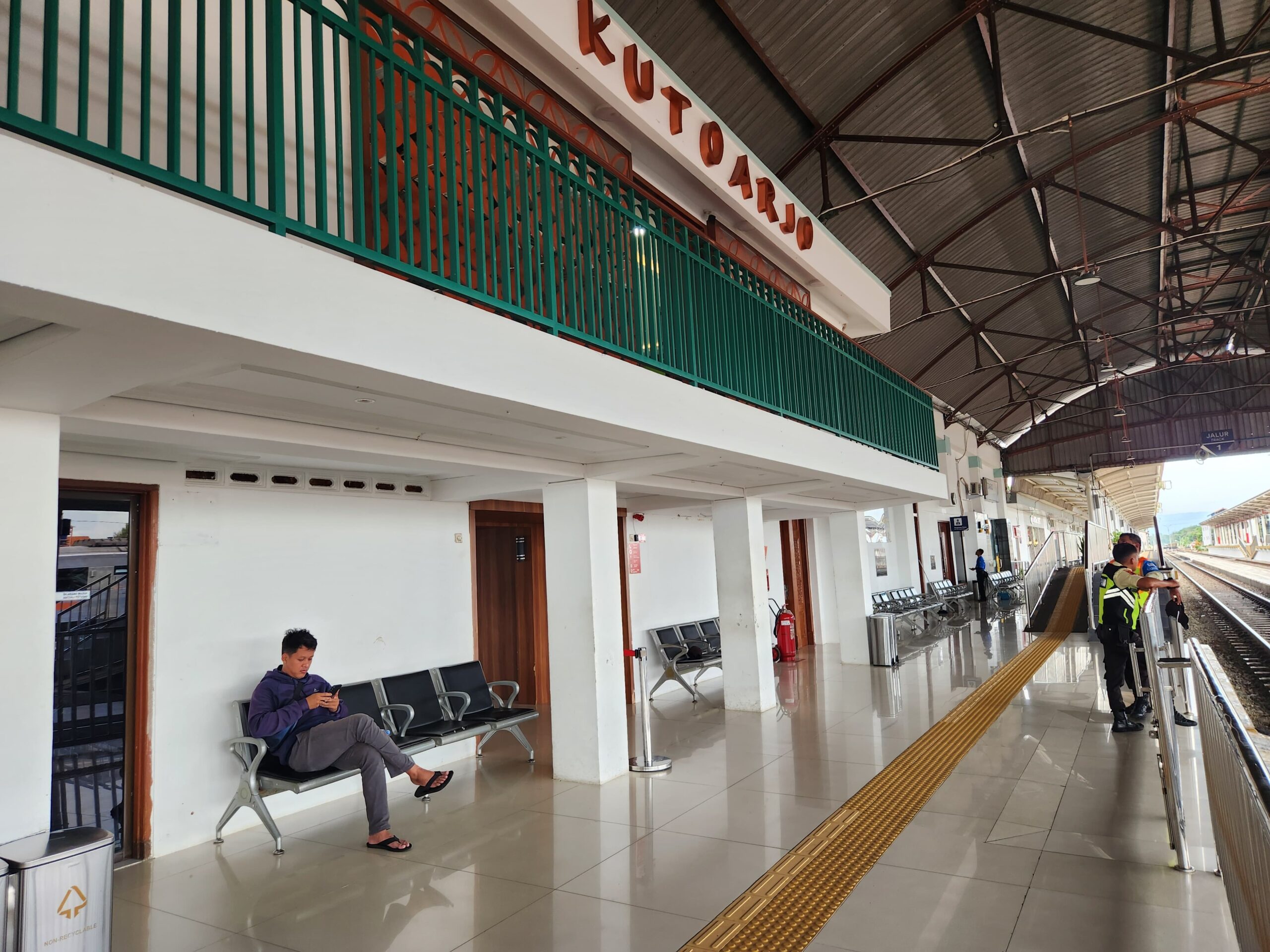 KAI Hadirkan Solusi Transportasi Andal di Kutoarjo untuk Libur Yesus Kristus