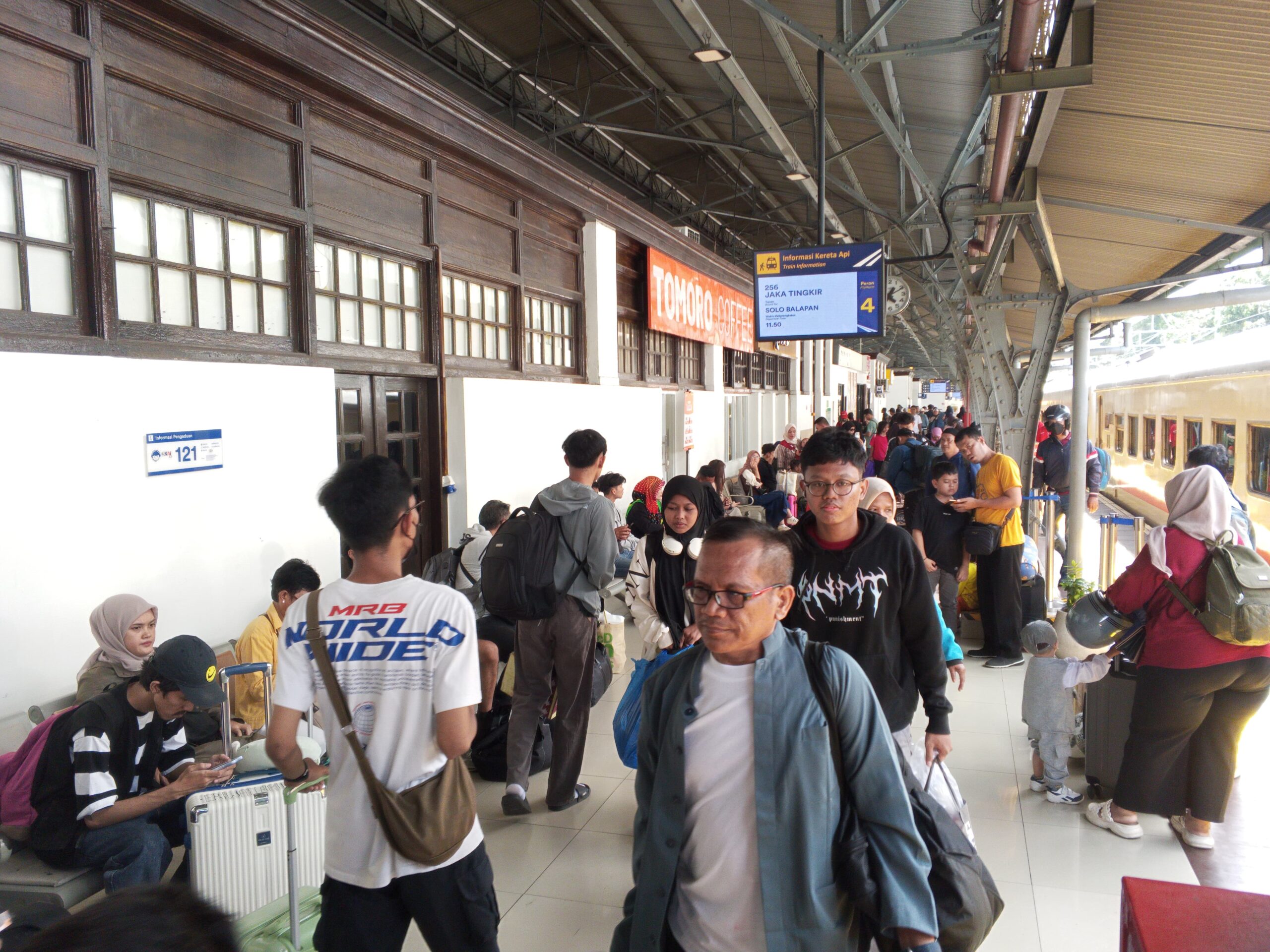 Libur Waisak, KAI Group Sukses Layani Lebih dari 6,6 Juta Penumpang